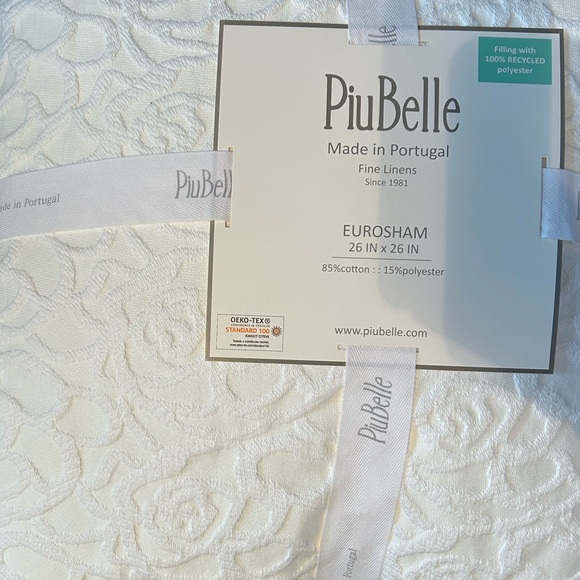 Piu Belle NWT Set of 2 White Euro Shams - Picture 2 of 2